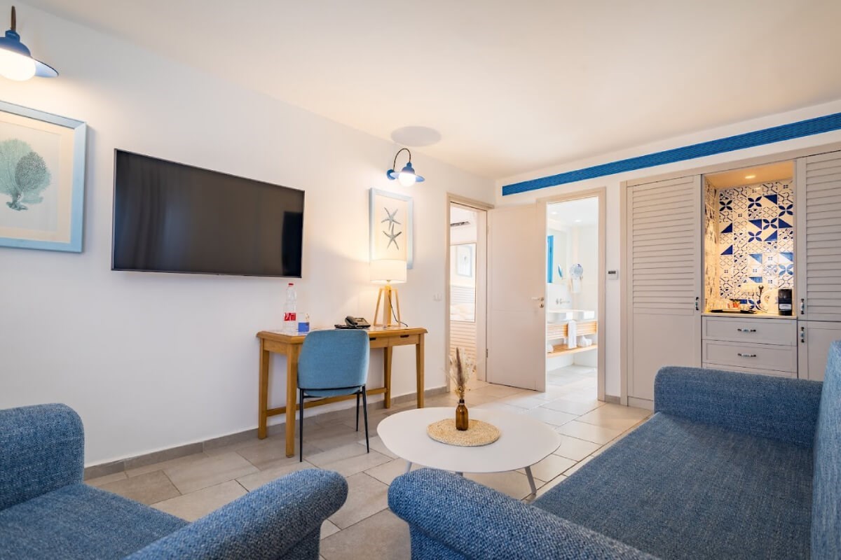 simplex360nahsholimroom-81-3